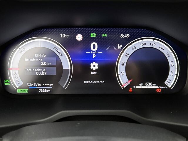 Toyota RAV4 2.5 Plug-in Hybrid AWD Style | Stoelverwarming | Parkeersensoren | Elek. Kofferklep | Navigatie |