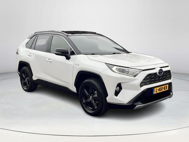 Toyota RAV4 2.5 Hybrid AWD Bi-Tone | Navigatie | Apple CarPlay/Android auto | 360 graden camera | Trekhaak | Panoramadak