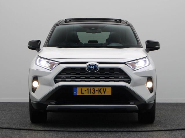 Toyota RAV4 2.5 Hybrid Bi-Tone | Panoramadak | Stuur, Stoel, en Voorruitverwarming | Trekhaak |