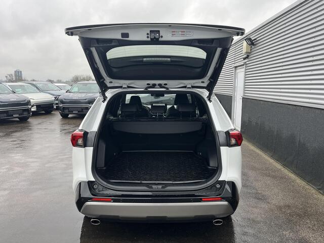 Toyota RAV4 Bi-tone Navigatie, Stuurwiel- & Stoelverwarming, LED, PDC, LMV, Elek. bestuurdersstoel, Leder/alcantara