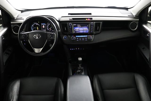 Toyota RAV4 2.5 Hybrid AWD Executive | Leer | Trekhaak | Elektrische Bestuurderstoel | Stoelverwarming |