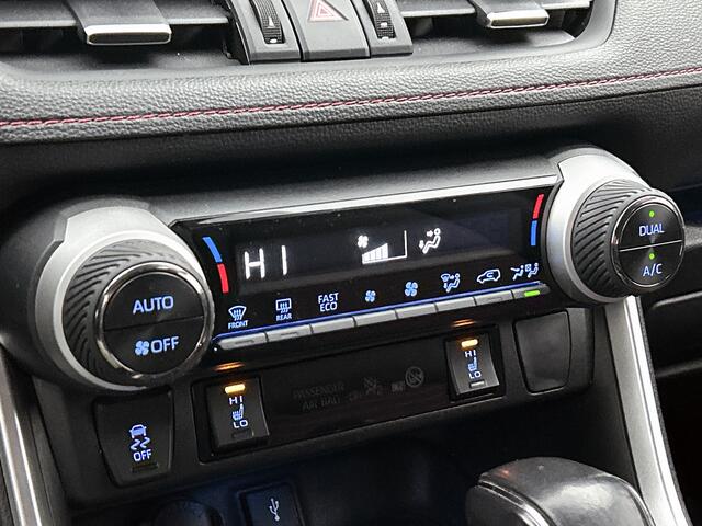 Toyota RAV4 2.5 Plug-in Hybrid AWD Business Plus | BTW Voertuig | Stoelverwarming | Achteruitrijcamera |