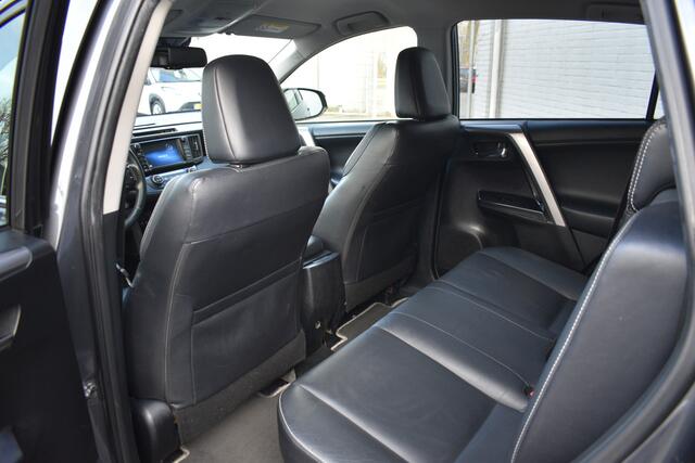 Toyota RAV4 2.5 Hybrid Dynamic Limited Automaat 197pk | BSM | Stoel met geheugen | Stoelverwarming | Keyless entry | PDC |