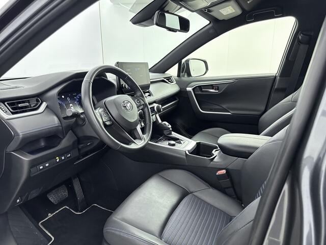 Toyota RAV4 2.5 Hybrid AWD Bi-Tone | Stuur-/stoelverwarming | Navigatie | Parkeersensoren