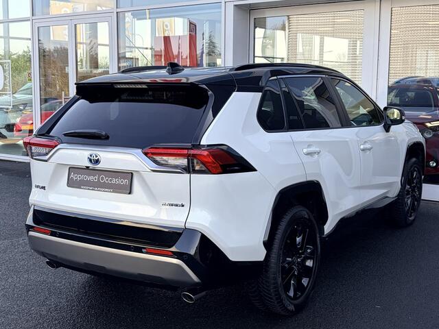 Toyota RAV4 AWD Bi-tone Navigatie, Stuurwiel- & Stoelverwarming, LED, PDC, LMV, Elek. bestuurdersstoel, Leder/stof