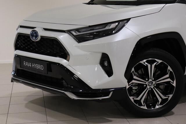 Toyota RAV4 2.5 Plug-in Hybrid AWD Bi-Tone Plus, BSM, JBL, 360 Camera, Stoelventilatie en Verwarming!