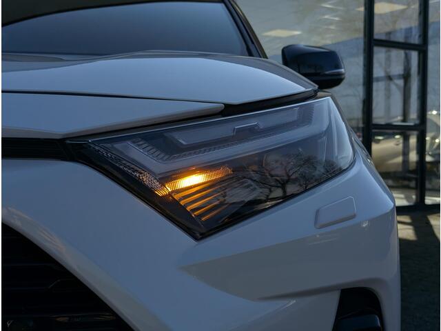 Toyota RAV4 2.5 Hybrid AWD Style | Trekhaak | Elek. achterklep | Stoel- stuurverw. | Camera | ACC | PDC V+A | Leer