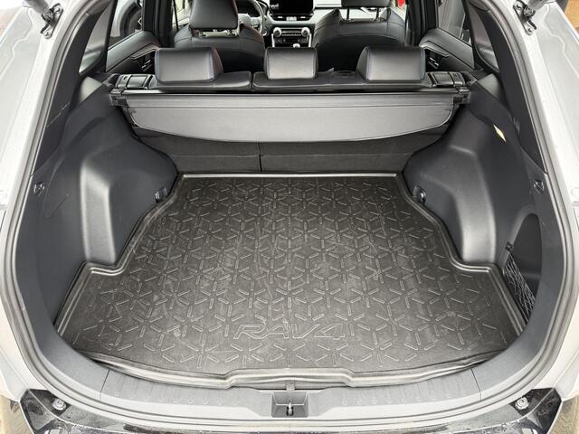 Toyota RAV4 2.5 Hybrid AWD Style | Bi-Tone | Trekgewicht 1650kg | Stoel+Stuur verwarming