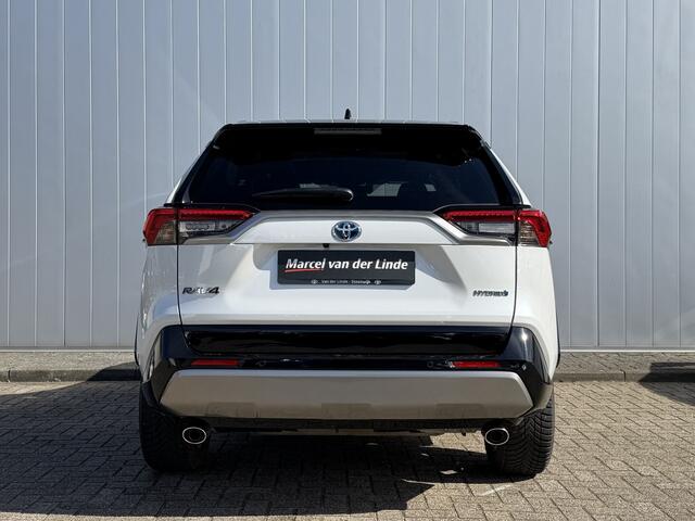 Toyota RAV4 2.5 Hybrid AWD Bi-Tone Panorama Trekhaak PDC Stoel Stuur Verwarmd