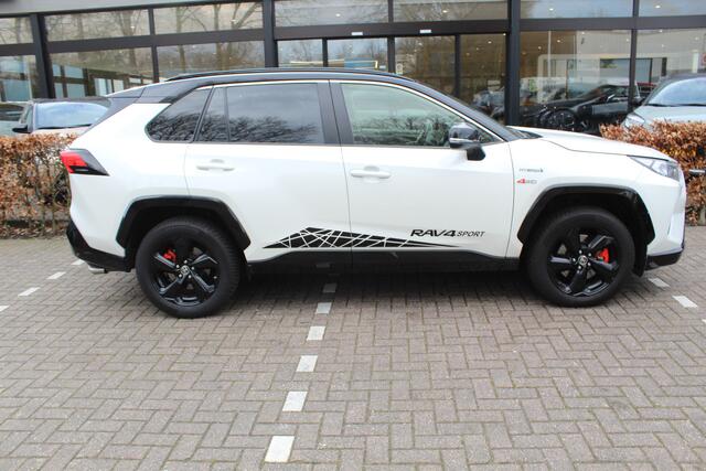 Toyota RAV4 2.5 Hybrid AWD Style Bi-Tone | Rijklaar | Parelmoer | Trekhaak | Apple/Android | Stoel-/stuurverw. | LED | El. achterklep | Dealer onderhouden | All season