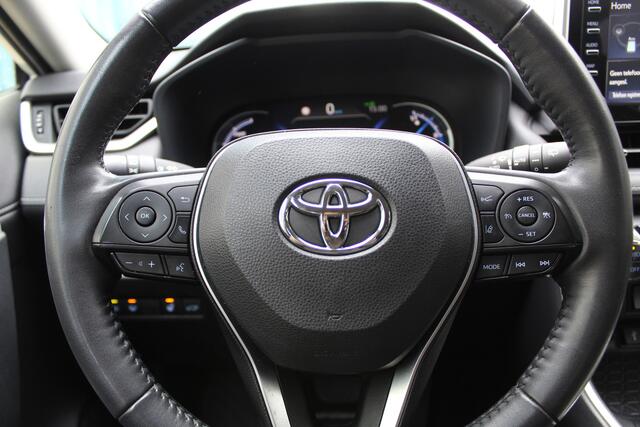 Toyota RAV4 2.5 Hybrid AWD Style Bi-Tone | Rijklaar | Parelmoer | Trekhaak | Apple/Android | Stoel-/stuurverw. | LED | El. achterklep | Dealer onderhouden | All season