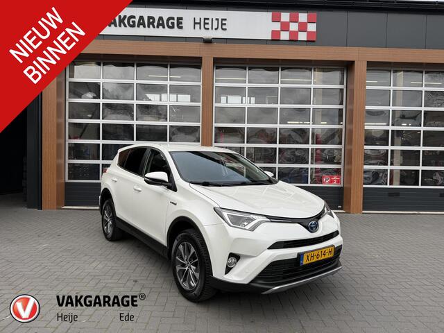 Toyota RAV4 2.5 Hybrid AWD 4x4 Dynamic | 1650kg Trekgewicht geremd | Automaat | Trekhaak | Camera | NL-Auto |
