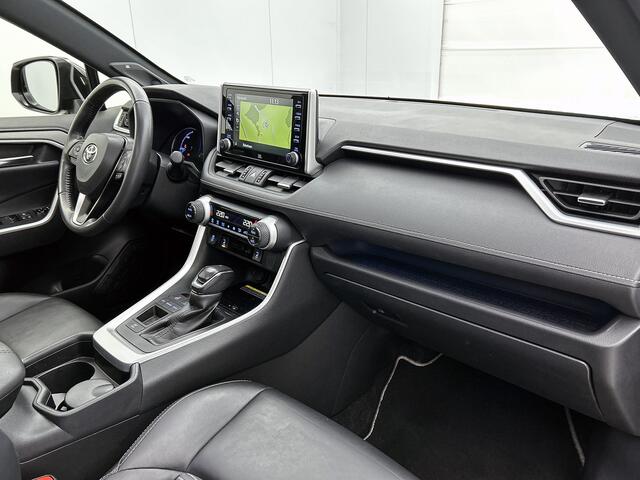 Toyota RAV4 2.5 Hybrid Black Edition | JBL | Stoel en stuurwielverwarming | Onderweg-naar-dealer