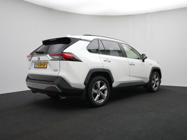 Toyota RAV4 2.5 Hybrid AWD Executive | Full Optie | Schuif/Kantel Dak | RECO 11-03 JB Inlichten bij binnenkomst