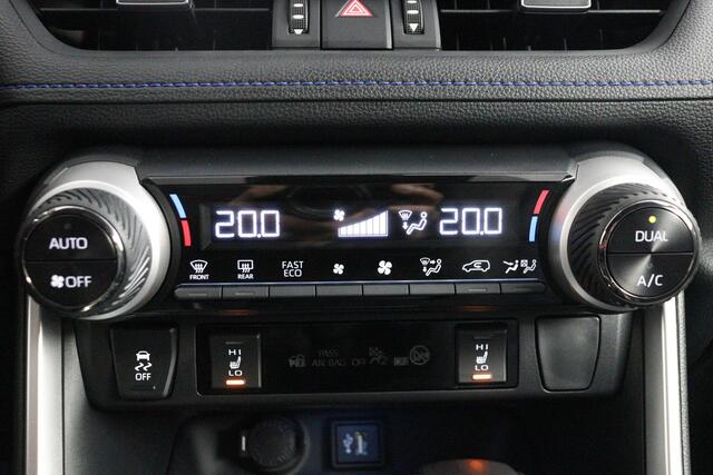 Toyota RAV4 2.5 Hybrid AWD Bi-Tone | Half leder | stoelverwarming | Navigatie | Apple Carplay/Android Auto |