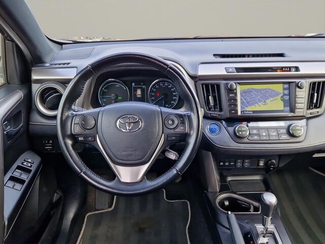 Toyota RAV4 2.5 Hybrid AWD Style Trekhaak - NL Auto - Stoelverwarming