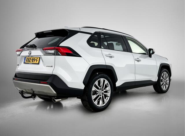 Toyota RAV4 2.5 Hybrid AWD Executive | Trekhaak | Schuif-/kanteldak | Airco | Parkeersensoren