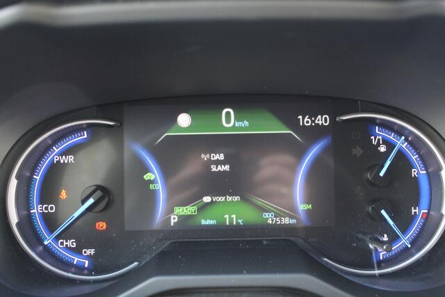 Toyota RAV4 2.5 Hybrid AWD Dynamic | Rijklaar | Trekhaak | Navi | Apple/Android | Stoelverw. | DAB+ | Adap. Cruise | Camera
