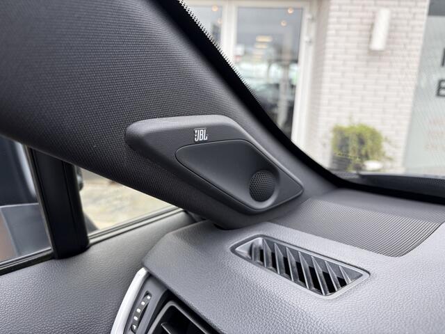 Toyota RAV4 2.5 Plug-In Hybrid Bi-Tone + | JBL | 360 Camera | HUD | Memory |