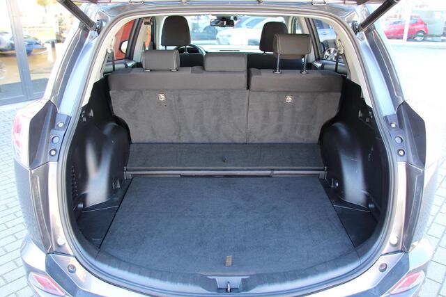 Toyota RAV4 2.5 Hybrid Style Navigatie | Achteruitrijcamera | Stuur en stoelverwarming