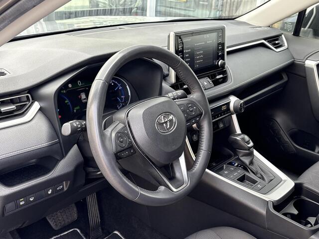 Toyota RAV4 2.5 Hybrid Dynamic Ultimate **STUURVERWARMING/ DODEHOEK DETECTIE/ DIGITALE BINNENSPIEGEL**