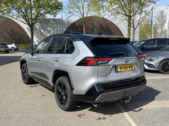 Toyota RAV4 2.5 Hybrid AWD Bi-Tone | STUUR + STOEL VERWARMING | KEYLESS | ACHTERUITRIJ CAMERA | ADAP. CRUISE | ELEK. STOELEN | TREKHAAK | 46K KM ! | 12 MND BOVAG GARANTIE |