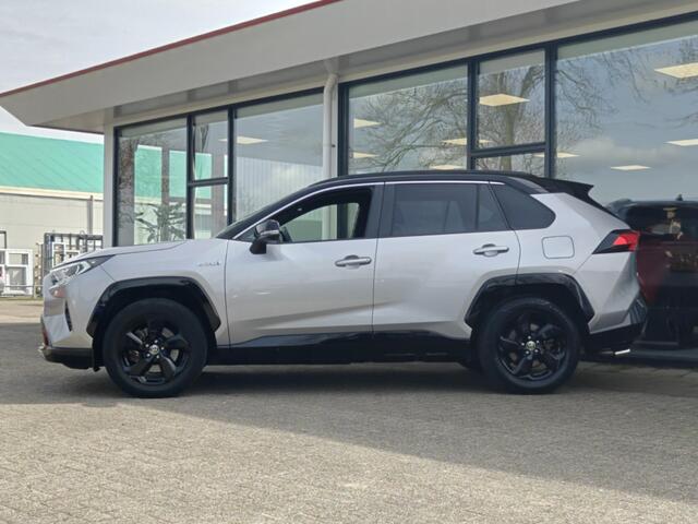 Toyota RAV4 2.5 Hybrid AWD Style 1650 kg Trekgewicht | Stoel- & Stuurverwarming | Trekhaak | Clima | Cruise | Apple Carplay - Android Auto