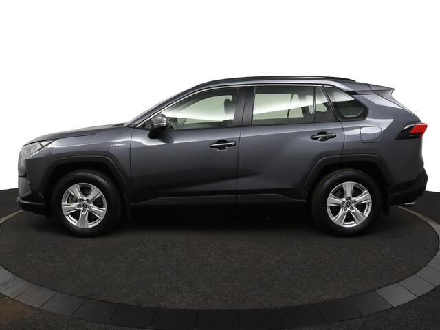 Toyota RAV4 2.5 Hybrid AWD Active | Apple Carplay | Android Auto | Adaptive Cruise Control | Achteruitrijcamera | Trekhaak | 1650 kg Trekgewicht |