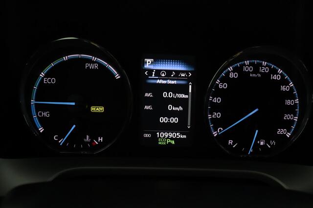Toyota RAV4 2.5 Hybrid AWD Style | 1650kg trekgewicht | Keyless Entry | Camera | Navigatie | Electrische Achterklep | Trekhaak |