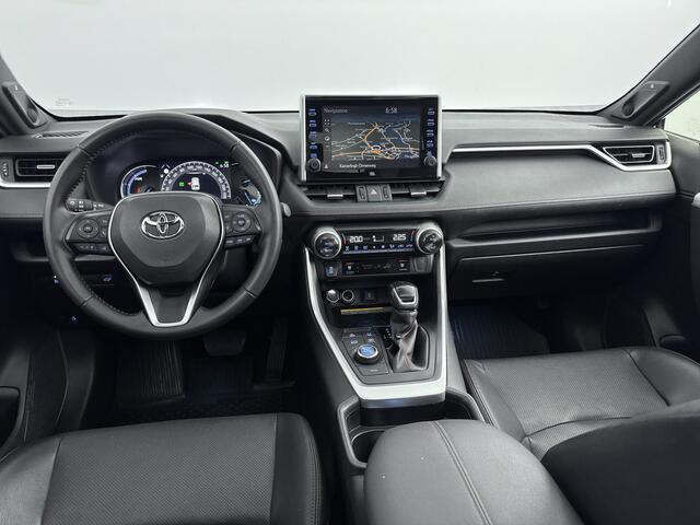 Toyota RAV4 2.5 Plug-in Hybrid AWD Bi-Tone Plus | Glazen panoramadak | JBL-Audio | Onderweg-naar-dealer