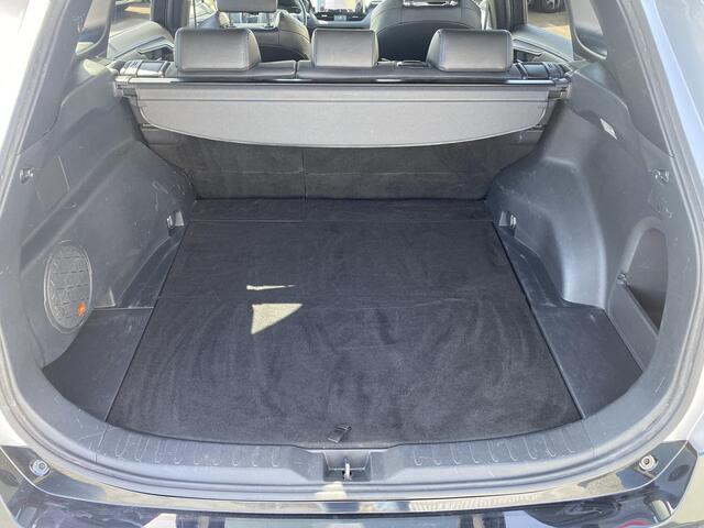 Toyota RAV4 2.5 Hybrid AWD Bi-Tone Navigatie, Apple CarPlay/Android Auto, PDC v&a, keyless, JBL audio, elektr. achterklep
