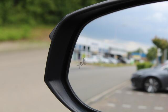 Toyota RAV4 2.5 Hybrid AWD Executive | Rijklaar | Trekhaak | Leder | Memory | Blind Spot | Stoel-/stuurverw. | 360 Camera | Open dak | Adap.cruise