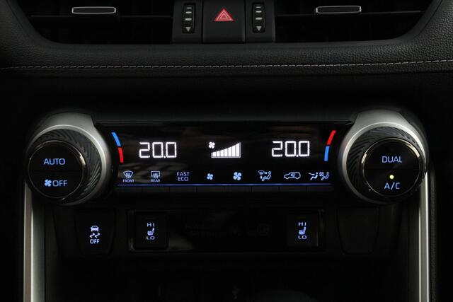 Toyota RAV4 2.5 Hybrid TeamNL | Leder bekleding | Trekhaak | stoelverwarming | Apple Carplay/Android Auto |