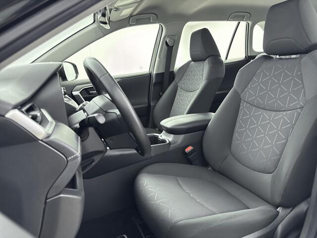 Toyota RAV4 2.5 Hybrid AWD Dynamic | Cruise Control | Navigatie |