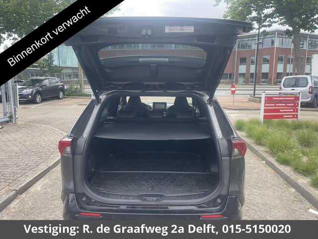 Toyota RAV4 2.5 Plug-in Hybrid AWD Bi-Tone Plus 1500 KG trekgewicht | JBL Audio | Stoelverwarming & ventilatie | Memory Seats | Navigatie