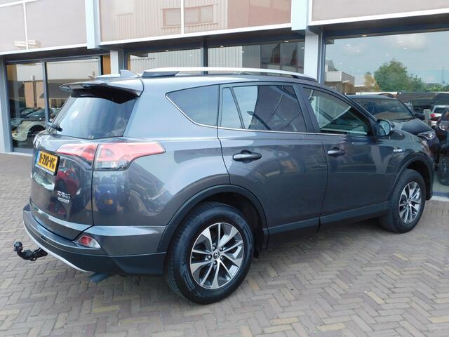 Toyota RAV4 2.5 Hybrid AWD Dynamic | 1.650kg trekgewicht