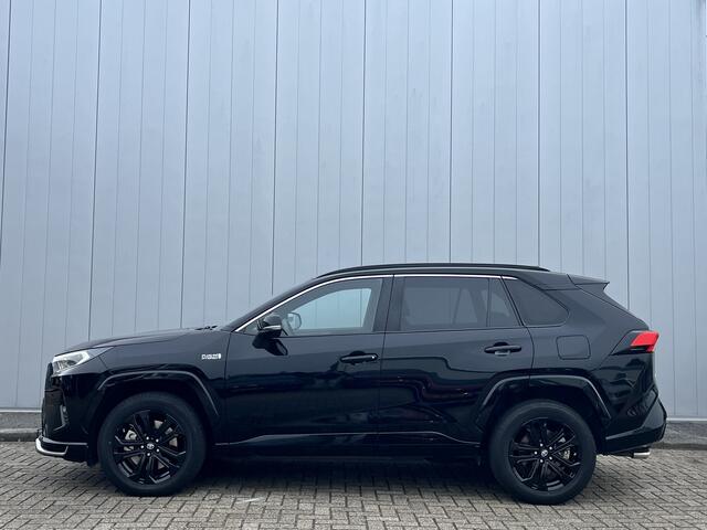 Toyota RAV4 2.5 Plug-in Hybrid AWD Style 1500 KG treklast Stoelverwarming Parkeer Dodehoek sensoren