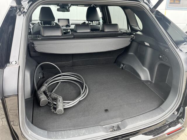 Toyota RAV4 2.5 Plug-in Hybrid AWD Style 1500 KG treklast Stoelverwarming Parkeer Dodehoek sensoren