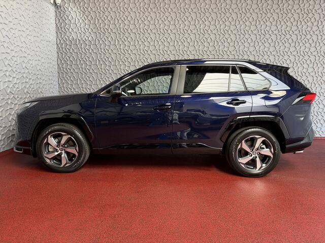 Toyota RAV4 2.5 PHEV AWD 306PK ?Ongebruikt | Direct rijden? | Trekgew. 1500KG | Head-up display | Camera | Full LED | Elektrische achterklep | Stuur/Stoelverwarming voor+achter PHEV PLUG IN