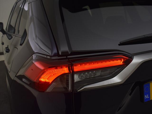Toyota RAV4 2.5 Hybrid Plug-In AWD Style 306PK | PDC V+A | Stuur en Stoelver