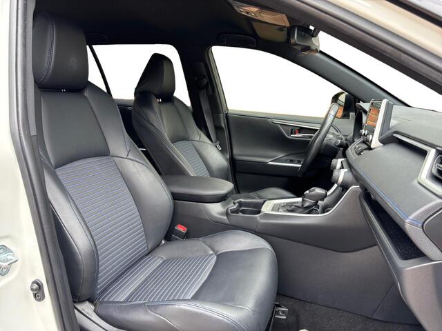 Toyota RAV4 2.5 Hybrid Bi-Tone ? LED ? ACC ? Camera
