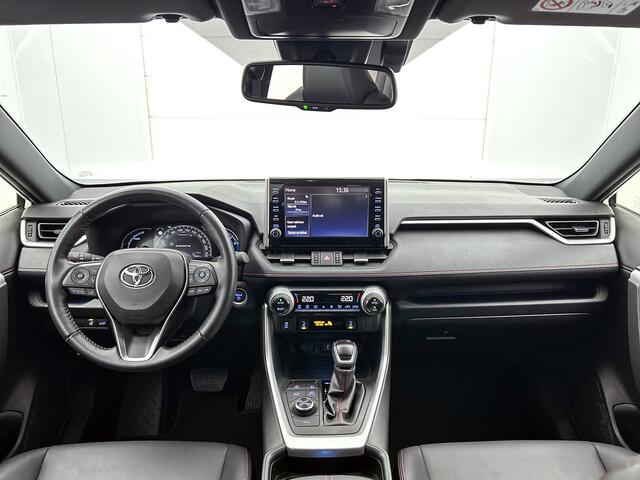 Toyota RAV4 2.5 Plug-in Hybrid AWD Style | BTW voertuig | Stuur+stoelverwarming | dodehoek detectie | Elektrische achterklep | Parkeersensoren Voor+achter | trekhaak afneembaar | Apple CarPlay/Android auto |