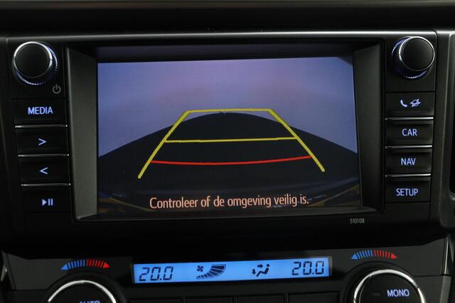 Toyota RAV4 2.5 Hybrid Style | Trekhaak | Parkeer sensoren | elektrisch bedienbare achterklep |