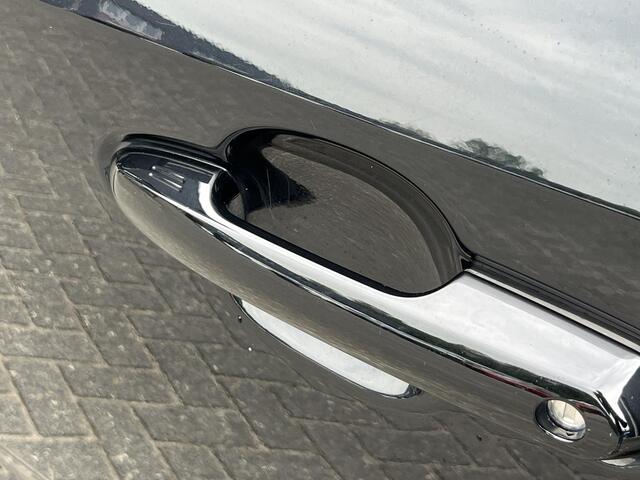 Toyota RAV4 2.5 Hybrid Style | BTW-voertuig | Volleder | Keyless | JBL-Audio |