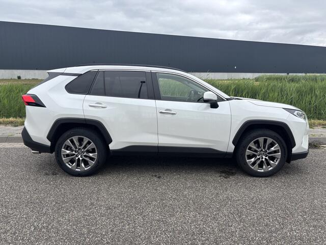 Toyota RAV4 2.0 VVT-iE Executive Trekhaak.