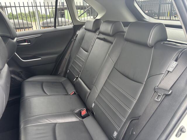 Toyota RAV4 2.0 VVT-iE Executive Trekhaak.