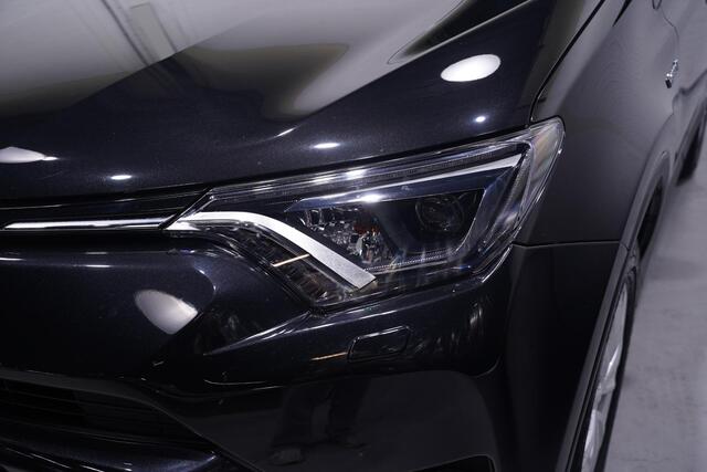 Toyota RAV4 2.5 Hybrid AWD Dynamic navigatie lederen-bekleding LED cruise-controlle electrische-achterklep PDC v+a 360 Camera trekhaak-1650kg stoel/stuurverwarming memo op bestuurdersstoel lane-assist