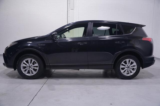 Toyota RAV4 2.5 Hybrid AWD Dynamic navigatie lederen-bekleding LED cruise-controlle electrische-achterklep PDC v+a 360 Camera trekhaak-1650kg stoel/stuurverwarming memo op bestuurdersstoel lane-assist