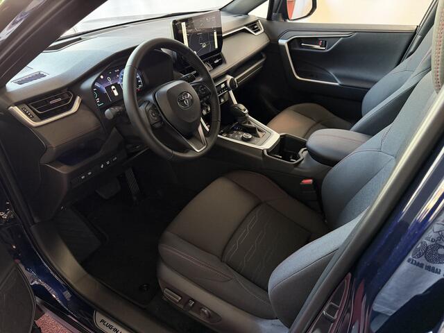 Toyota RAV4 2.5 PHEV AWD 306PK ?gloednieuw ? | Trekgew. 1500KG | Head-up display | Camera | Full LED | Elektrische achterklep | Stuur/Stoelverwarming voor+achter PHEV PLUG IN