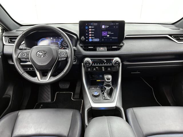 Toyota RAV4 2.5 Hybrid AWD Style Bi-Tone | Dealer onderhouden | Stoel+Stuurverwarming | Elektrische achterklep | Draadloze telefoonlader | 1650KG trekgewicht mogelijk | Apple CarPlay/Android auto | Parkeersensoren voor+achter |